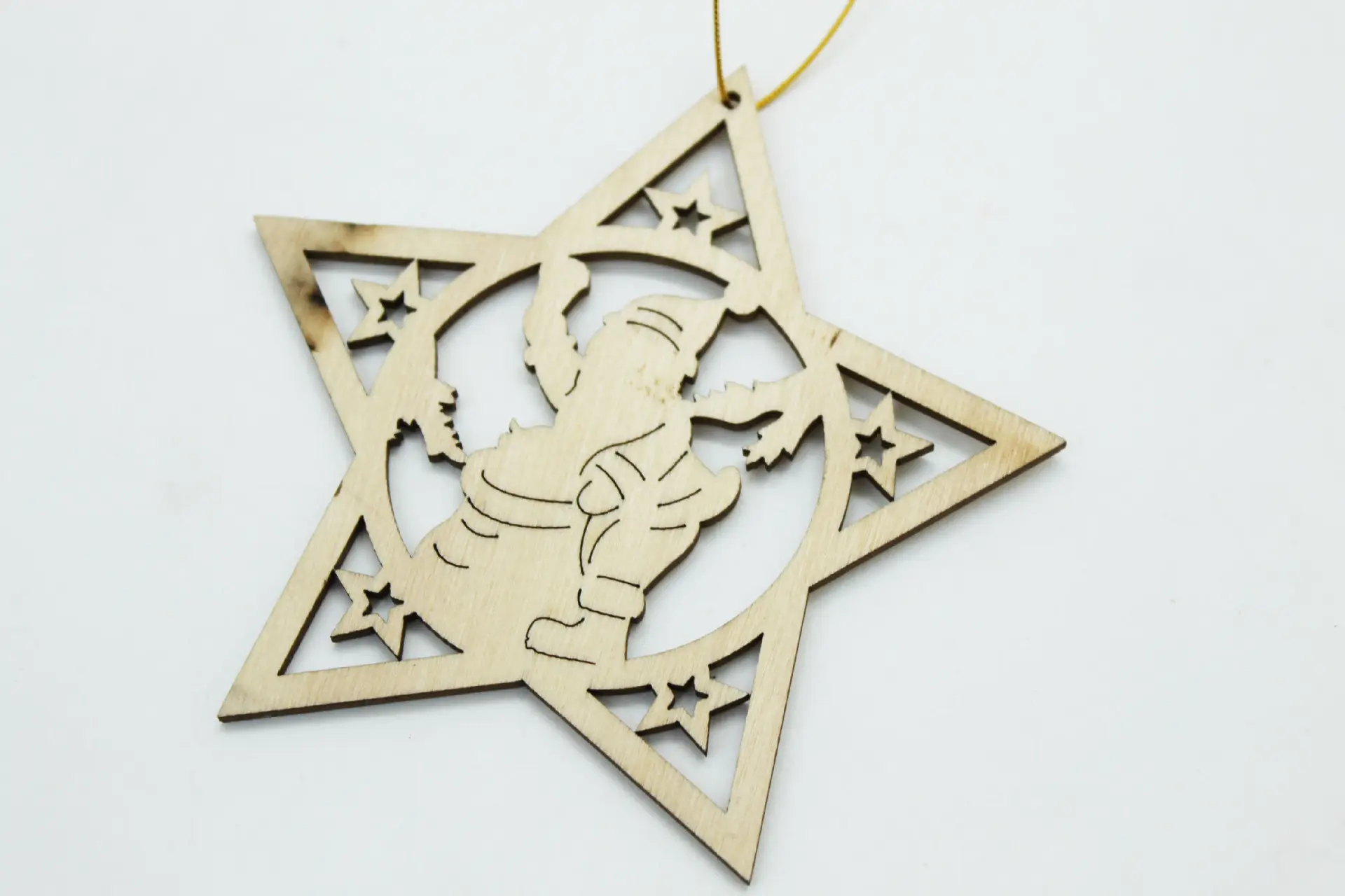 laser-engraving-christmas-ornaments