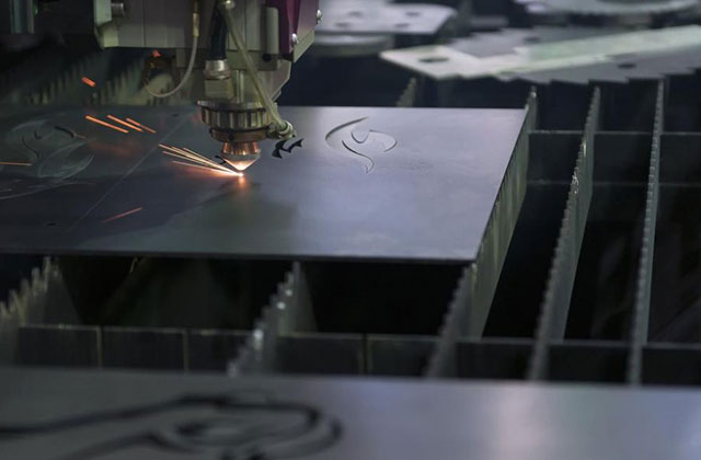 The Benefits of Laser Cutting for Manufacturing