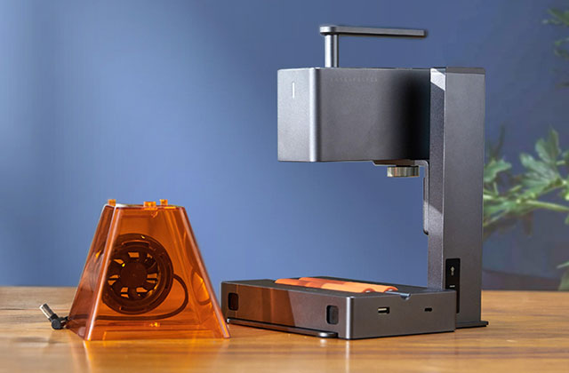 The Best Handheld Laser Engraver: LaserPecker 2